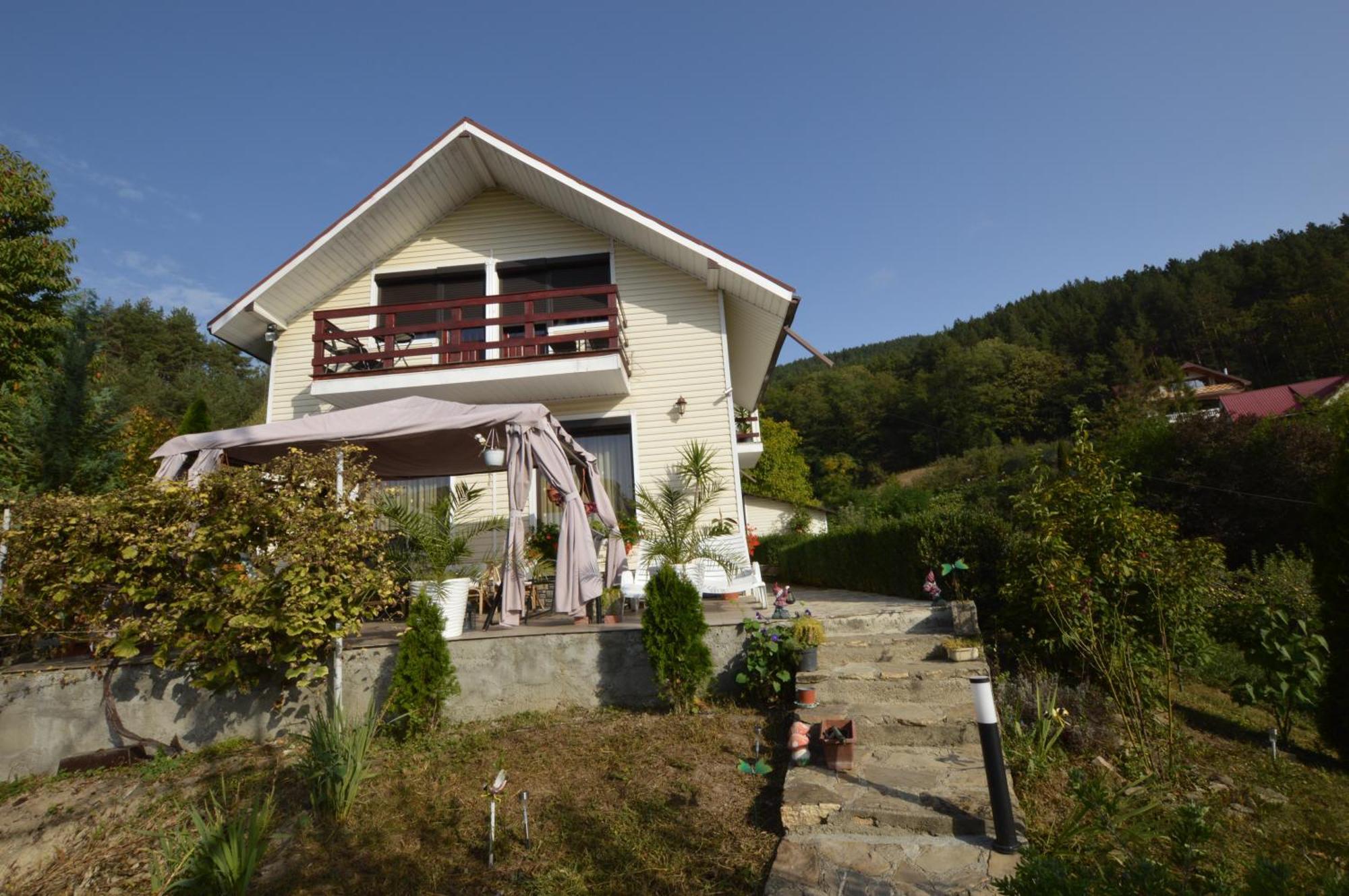 Вилла Casa Irina Пьятра-Нямц Экстерьер фото