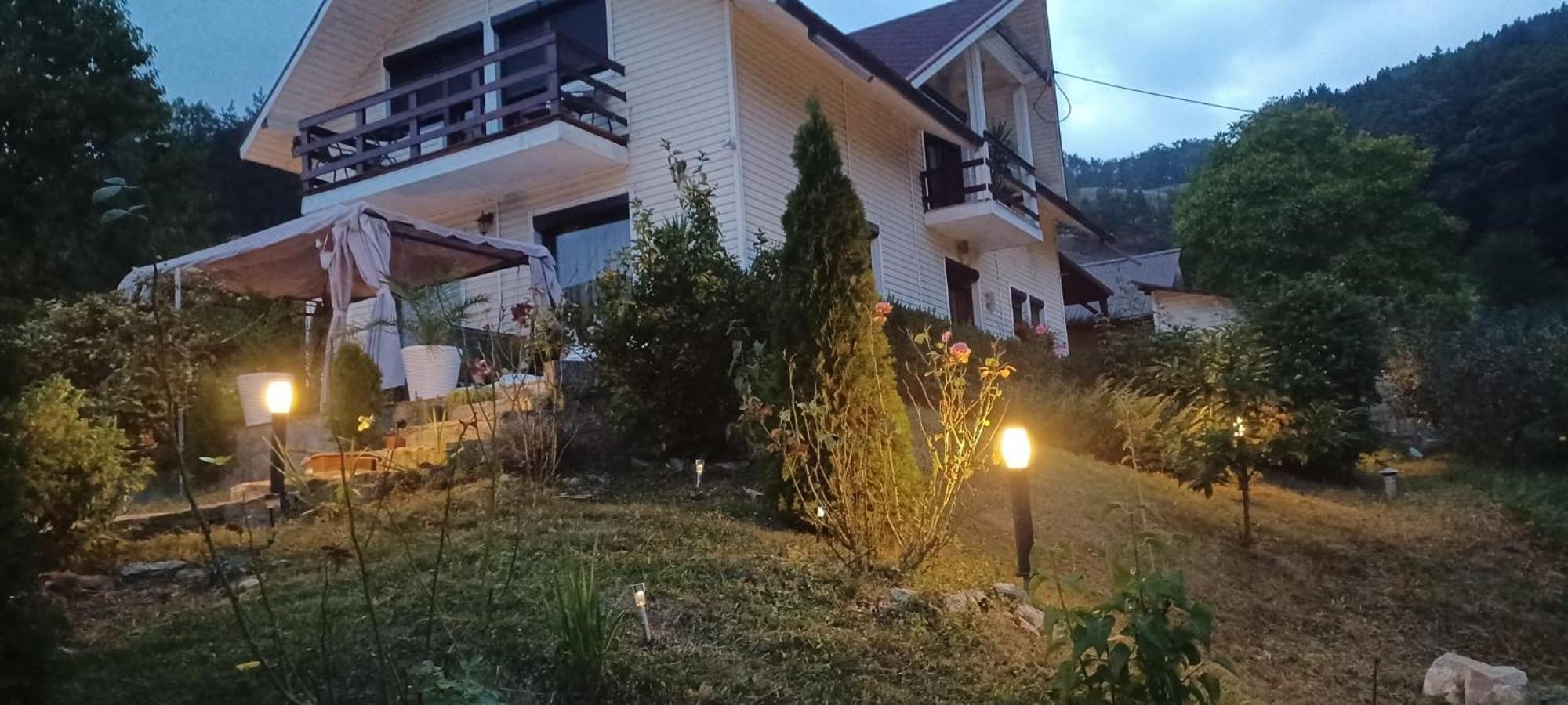 Вилла Casa Irina Пьятра-Нямц Экстерьер фото